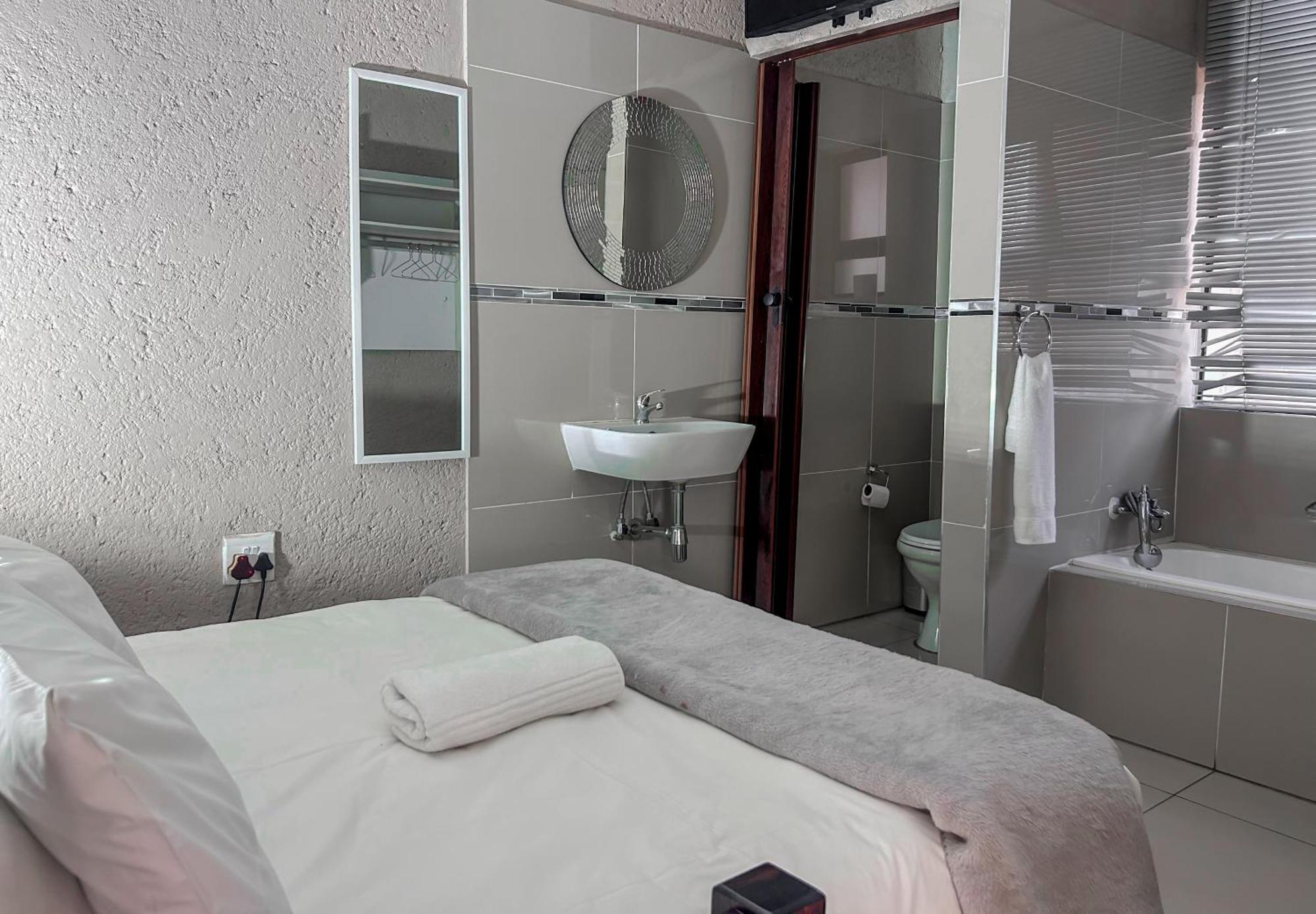 View Inn Exclusive Lodge Mbombela Ngoại thất bức ảnh